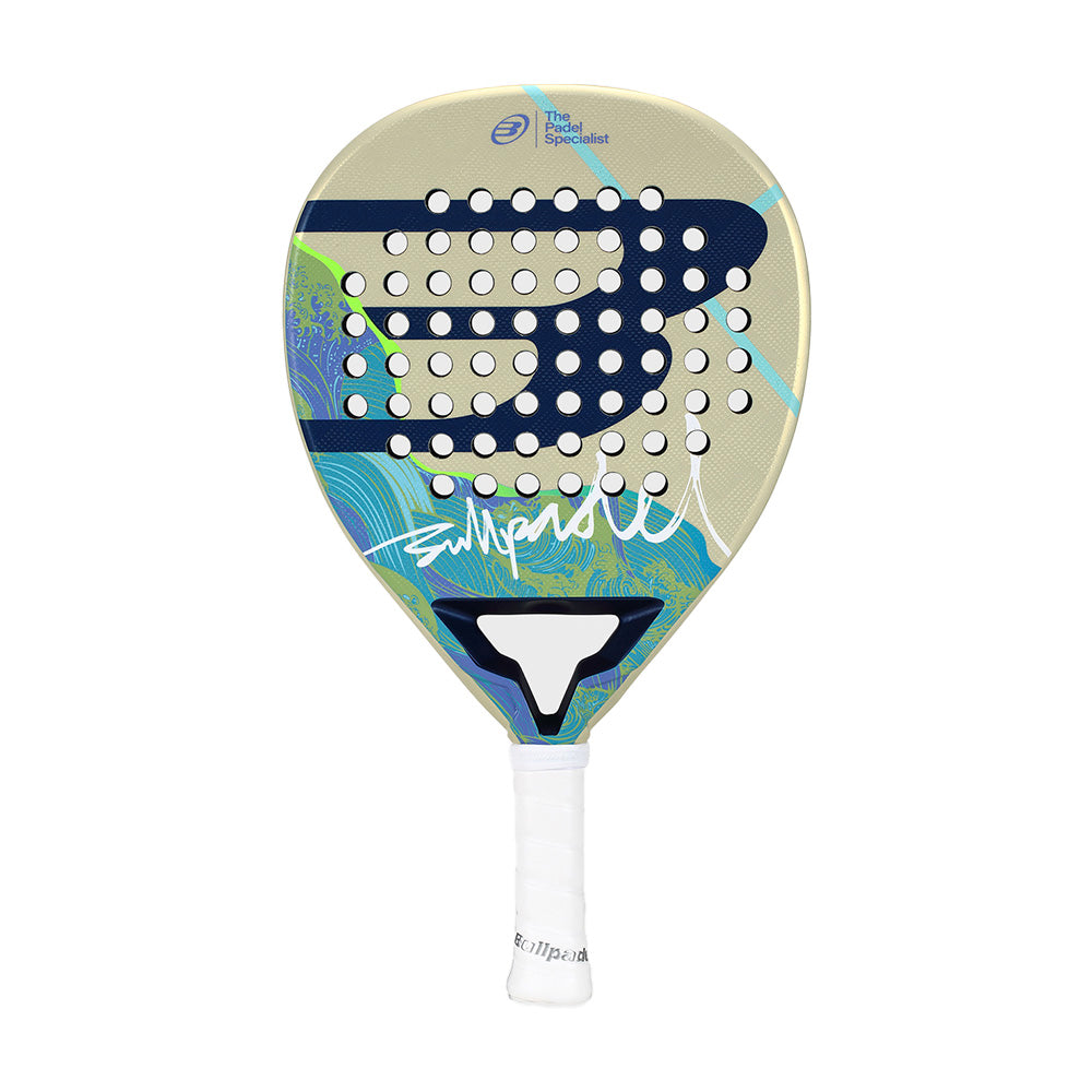 Bullpadel Ionic Light 2026 — Schläger von Claudia Jensen